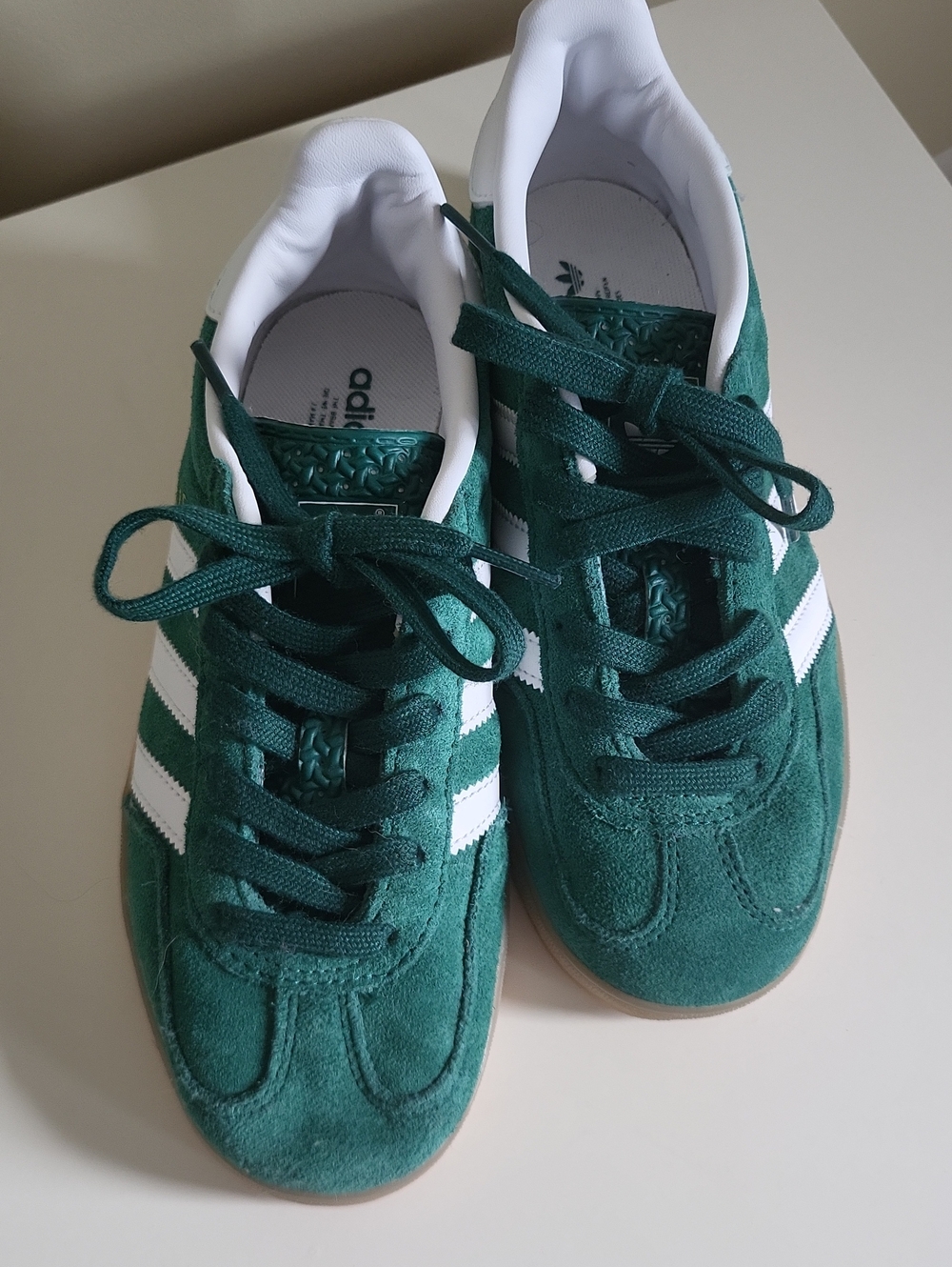 adidas Gazelle Green Suede Sneakers 4.5 EUC
